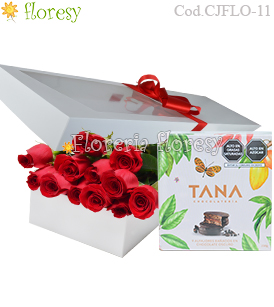 Caja con 12 rosas con alfajores
