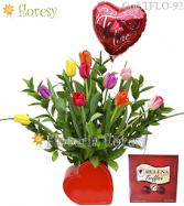 Más información de Corazon de Tulipanes con truffas y globo