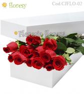 Más información de Caja con 12 rosas